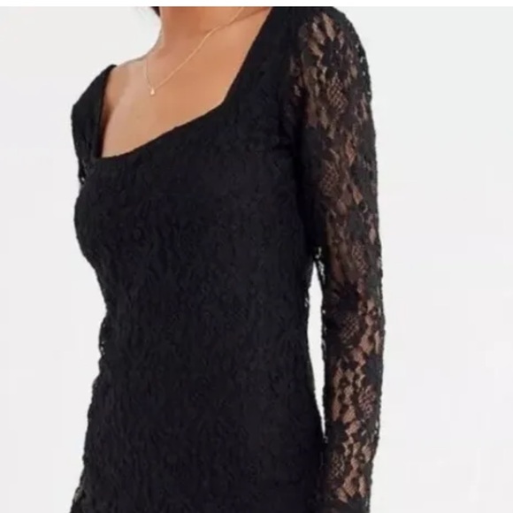 Urban Outfitters Black Lace Bodycon Dress Long Sleeve Stretch Size Large Fitted - Picture 3 of 11